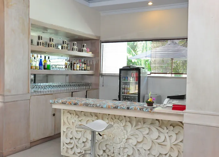 Hotel Puri Saron 3*