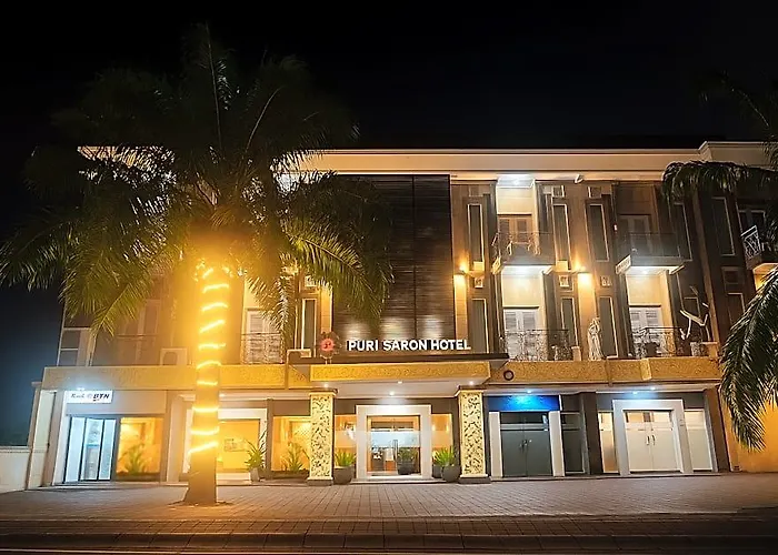 Puri Saron Hotel 3*