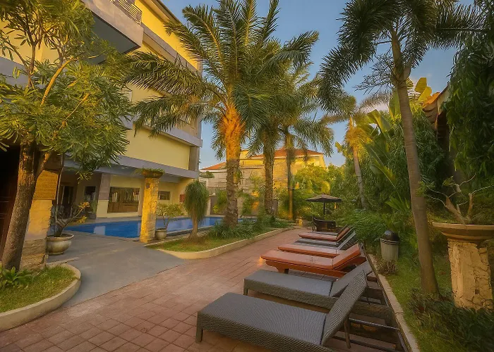 Hotel Puri Saron 3*